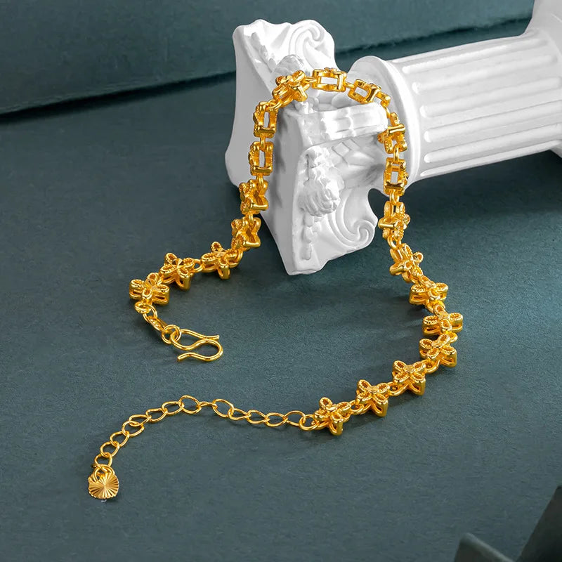 Clover Charm