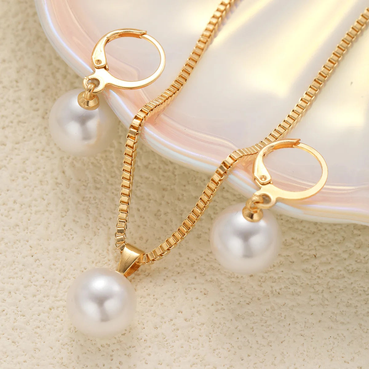 Iridescent Pearl Set