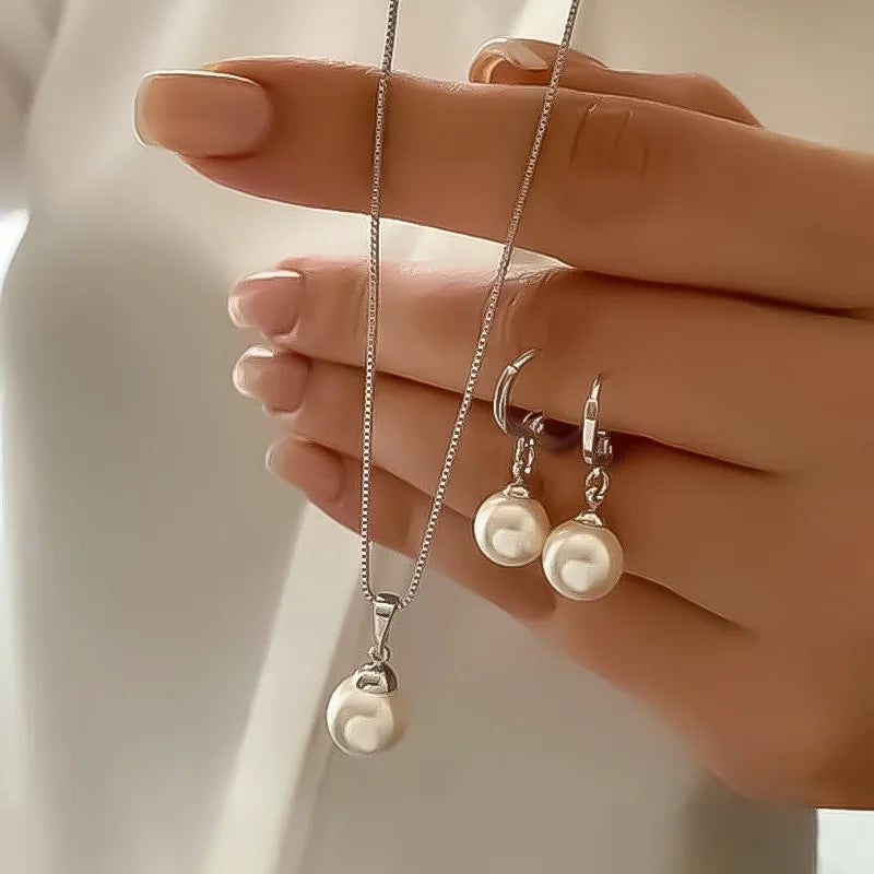 Iridescent Pearl Set