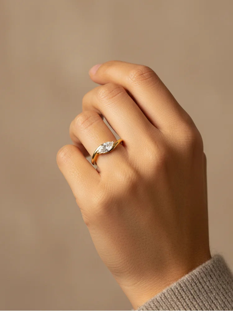 Velora Ring